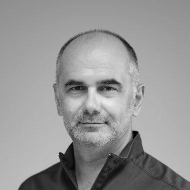 Dr Péter GYURICZA dentiste hongrois à Budapest