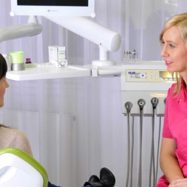Dentiste Hongrie avec patiente française