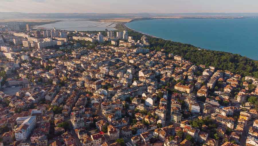 Vue aérienne de Burgas en Bulgarie